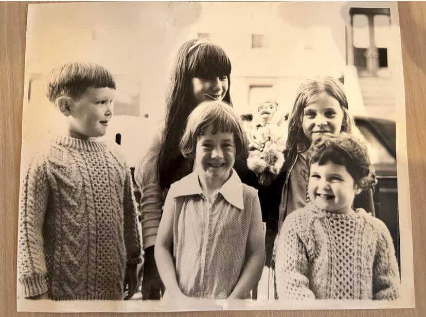 Kids at 48 Windsor Place — front row: AnnMarie Vackner; behind: Michael Keenan and Maureen Keenan. The same Maureen named in Steve Finamore's blog as a childhood friend of the 28A family.